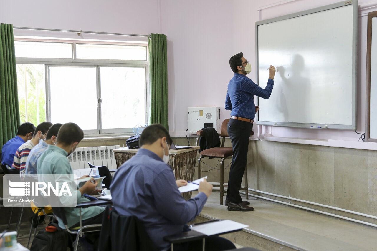 کمبود معلمین استان یزد